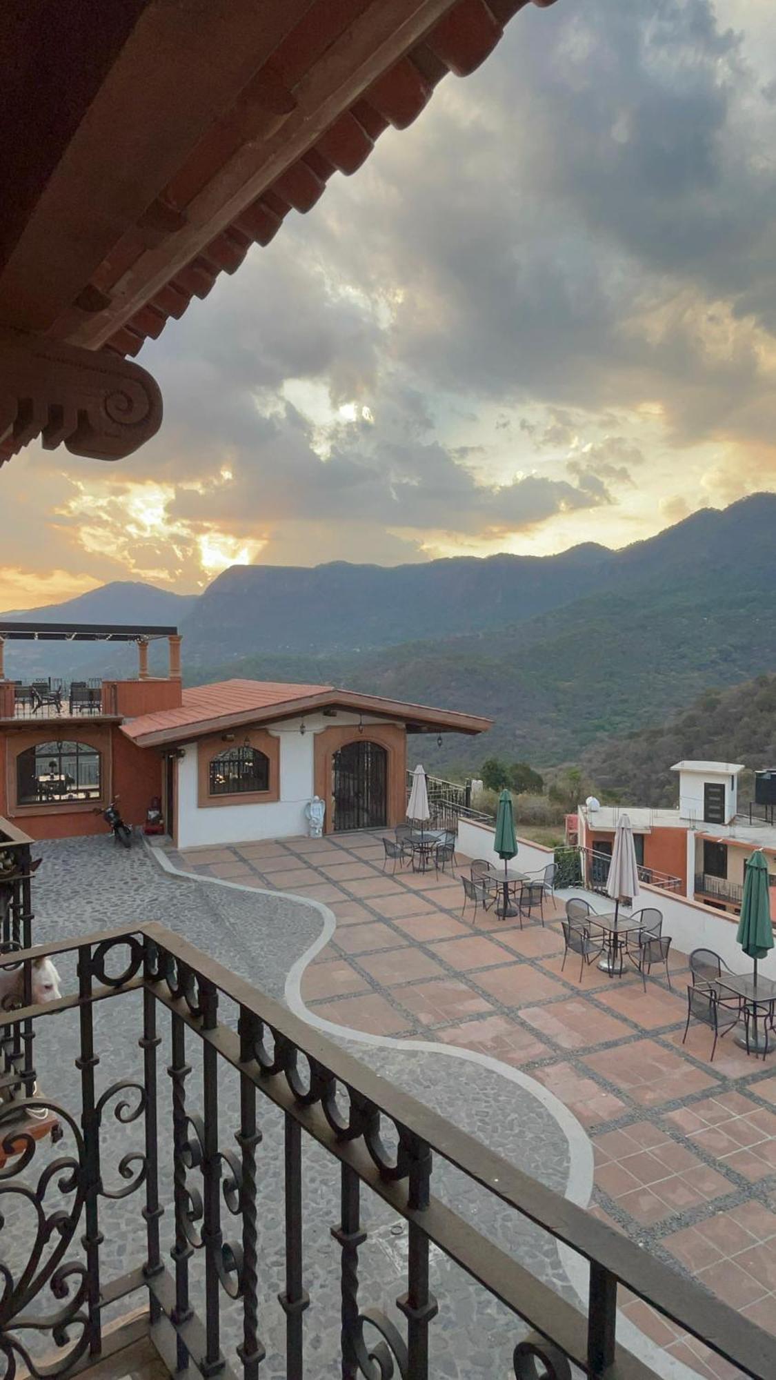 Hotel & Balneario Los Angeles Taxco de Alarcon Exterior photo